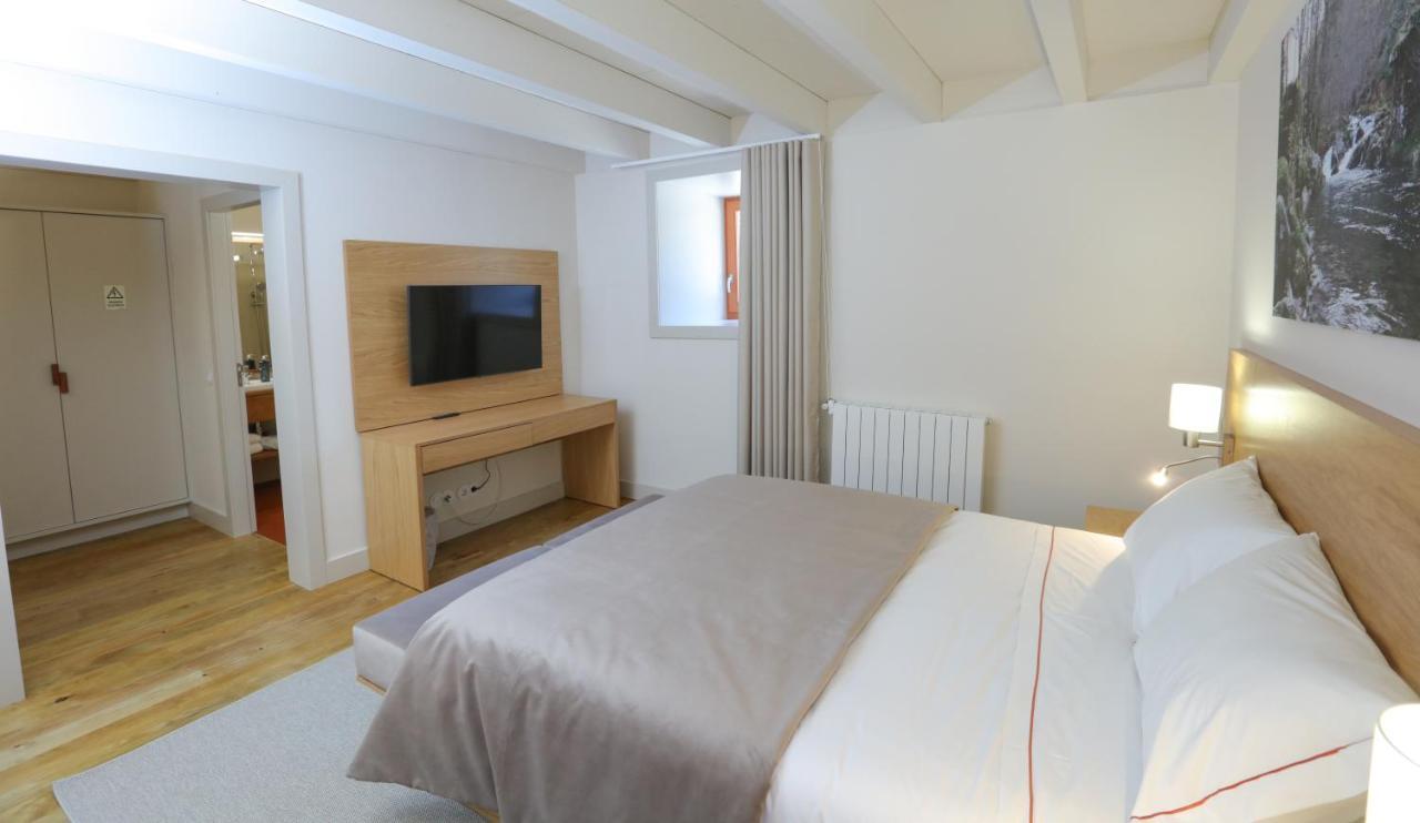 Quinta Da Riba Ma Guest House Santa Leocadia Ngoại thất bức ảnh