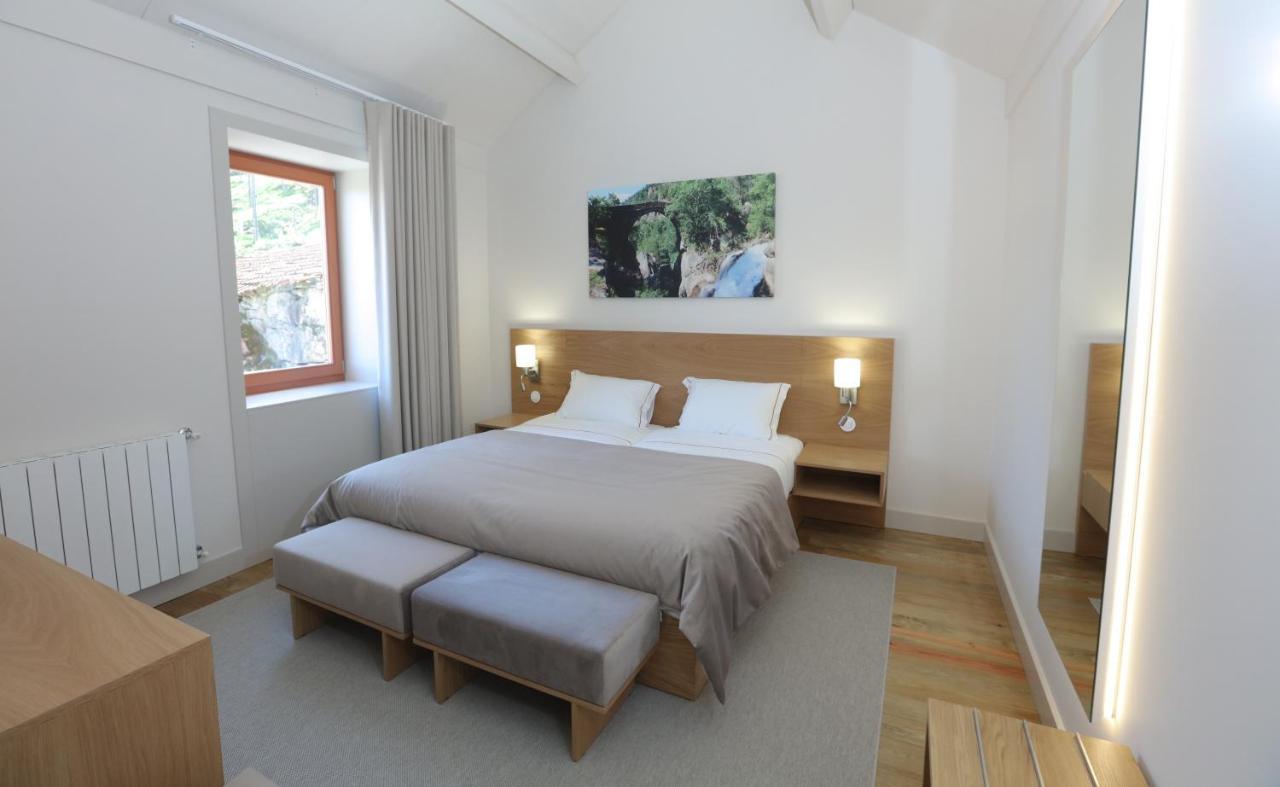 Quinta Da Riba Ma Guest House Santa Leocadia Ngoại thất bức ảnh